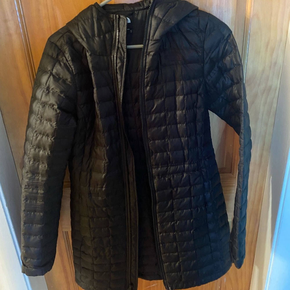 Black North Face puffer thermoball Jacket / Coat